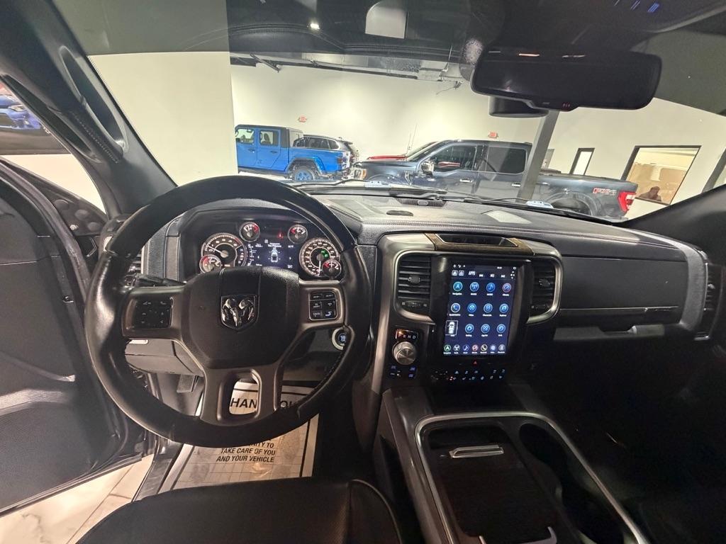 RAM 1500 Longhorn Crew Cab SWB 4WD 2016