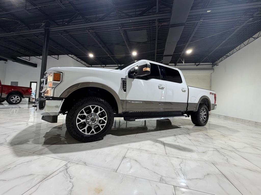 Ford F-250 SD Lariat Crew Cab 4WD 2020