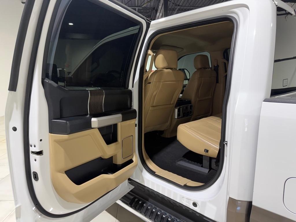 Ford F-250 SD Lariat Crew Cab 4WD 2020