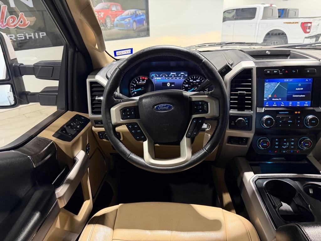 Ford F-250 SD Lariat Crew Cab 4WD 2020