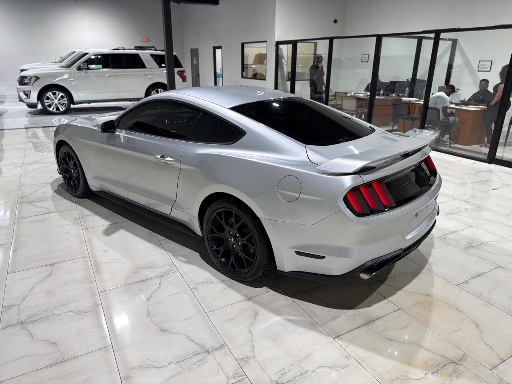 Ford Mustang EcoBoost Coupe 2018