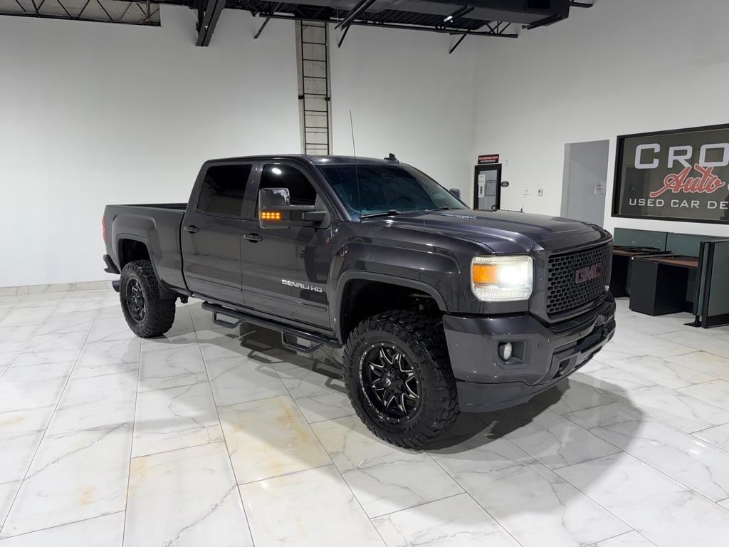 GMC Sierra 2500HD Denali Crew Cab 4WD 2016