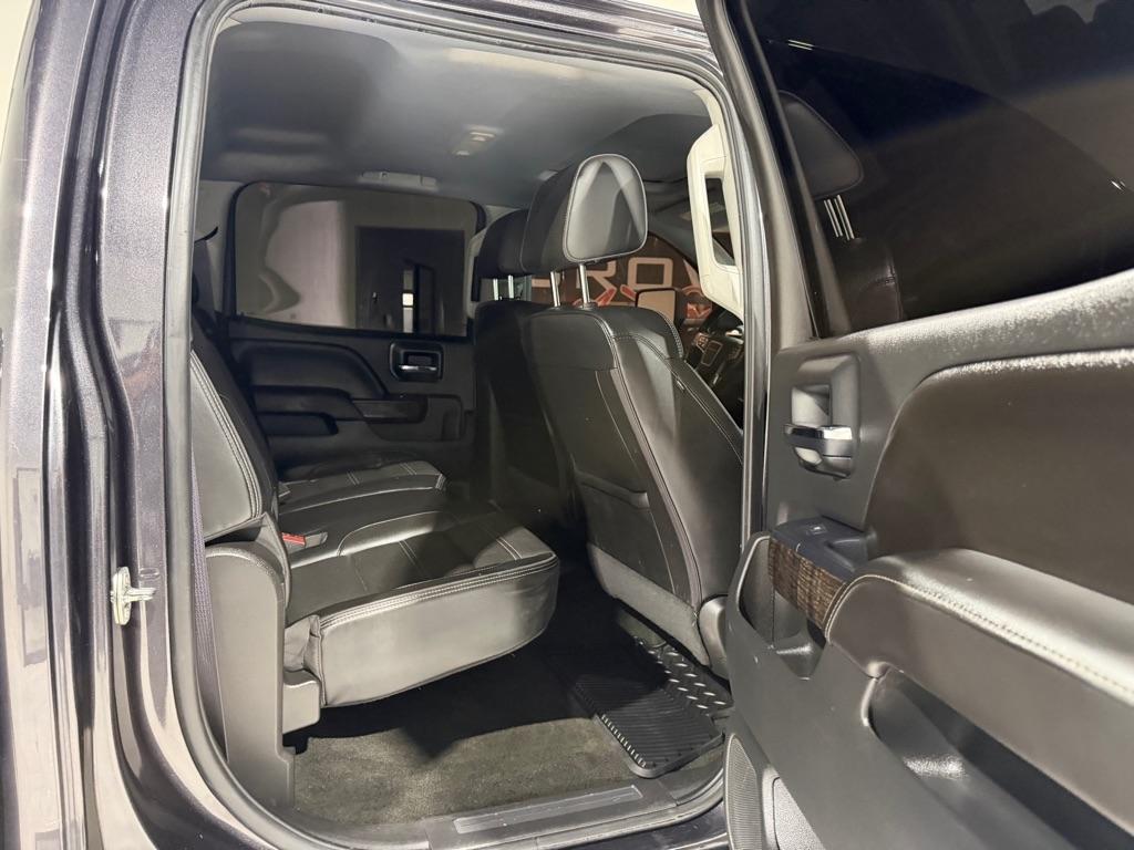 GMC Sierra 2500HD Denali Crew Cab 4WD 2016
