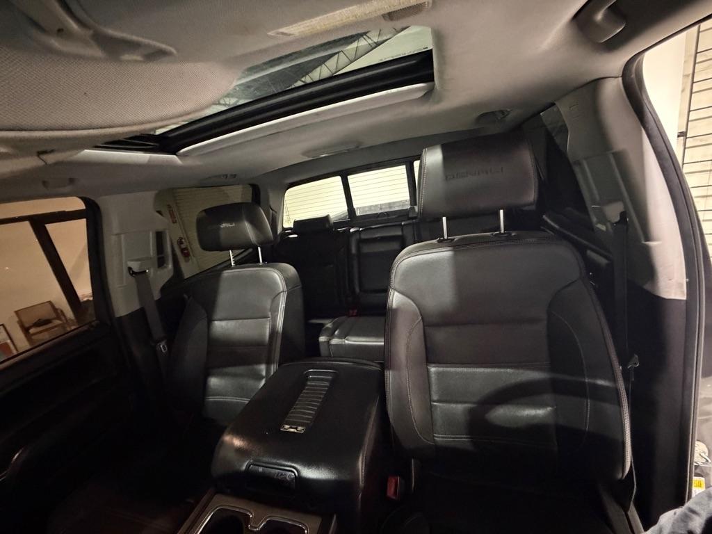 GMC Sierra 2500HD Denali Crew Cab 4WD 2016