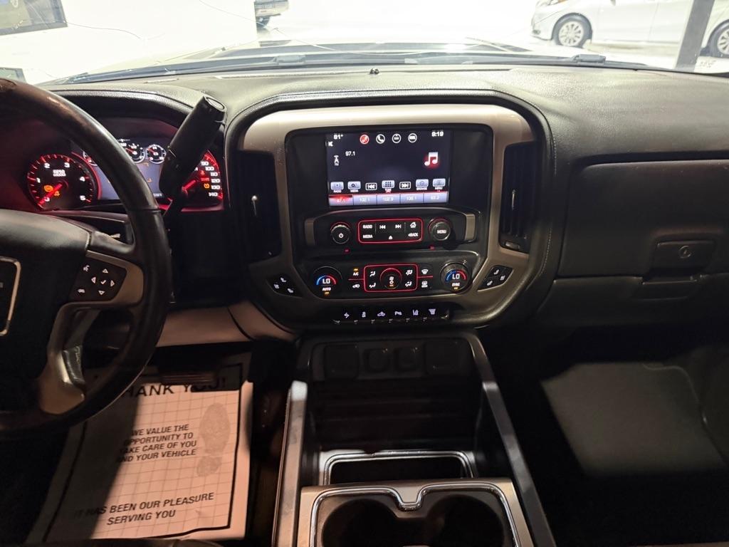 GMC Sierra 2500HD Denali Crew Cab 4WD 2016
