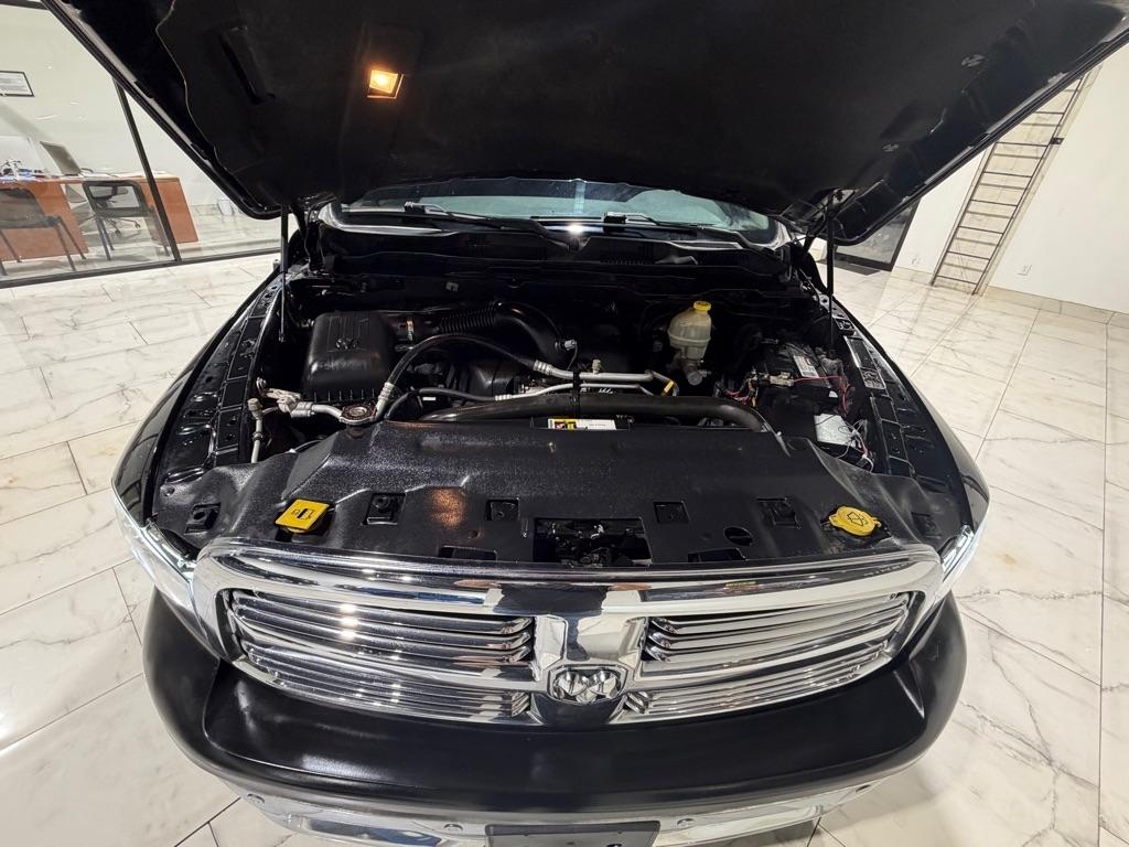 RAM 1500 SLT Crew Cab SWB 2WD 2016