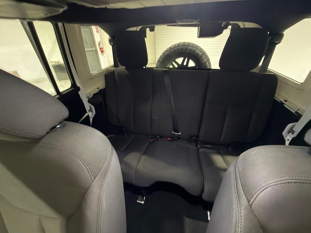 Jeep Wrangler Unlimited Sport 4WD 2017