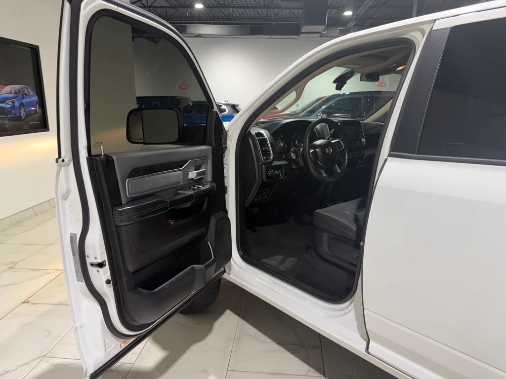 RAM 3500 Big Horn Crew Cab LWB 4WD DRW 2019