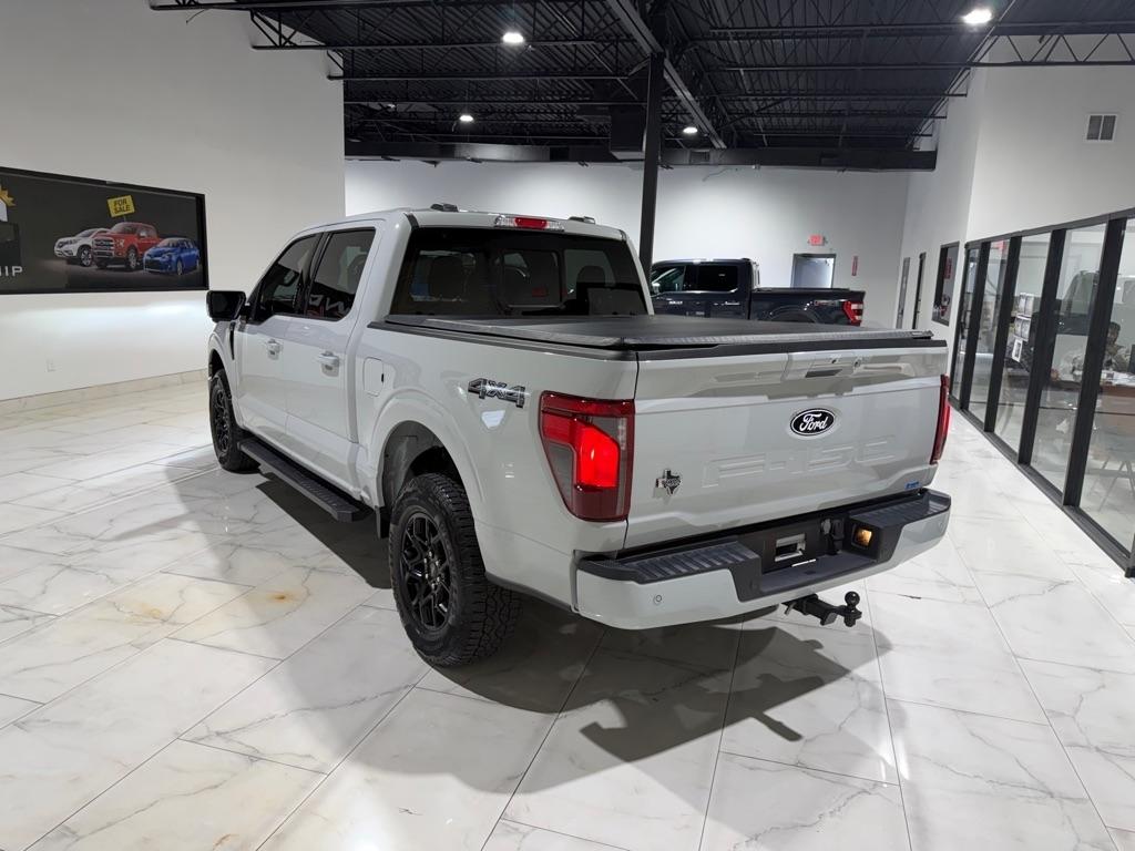 Ford F-150 XLT SuperCrew 4WD 2024