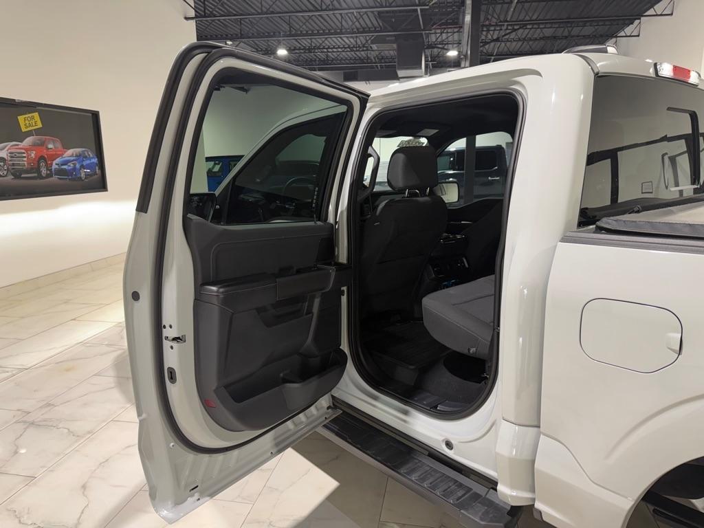 Ford F-150 XLT SuperCrew 4WD 2024