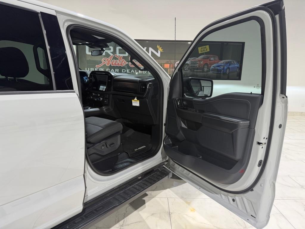 Ford F-150 XLT SuperCrew 4WD 2024