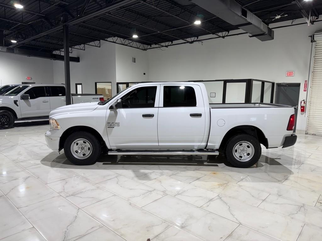 RAM 1500 Classic Tradesman Crew Cab SWB 4WD 2021