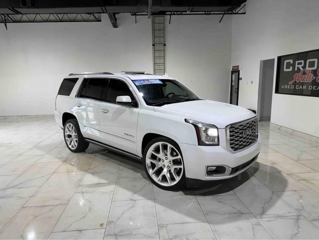 GMC Yukon Denali 4WD 2019