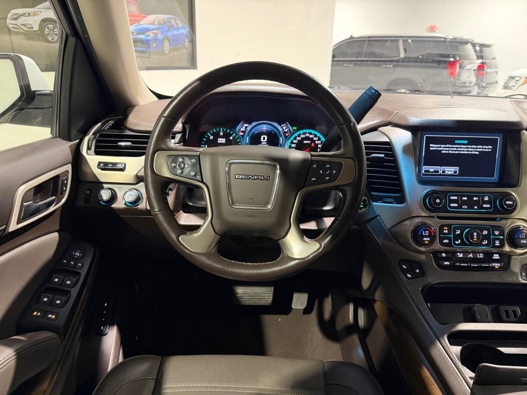 GMC Yukon Denali 4WD 2019