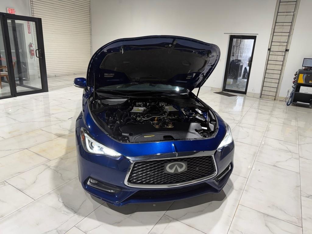 Infiniti Q60 Red Sport 400 AWD 2018