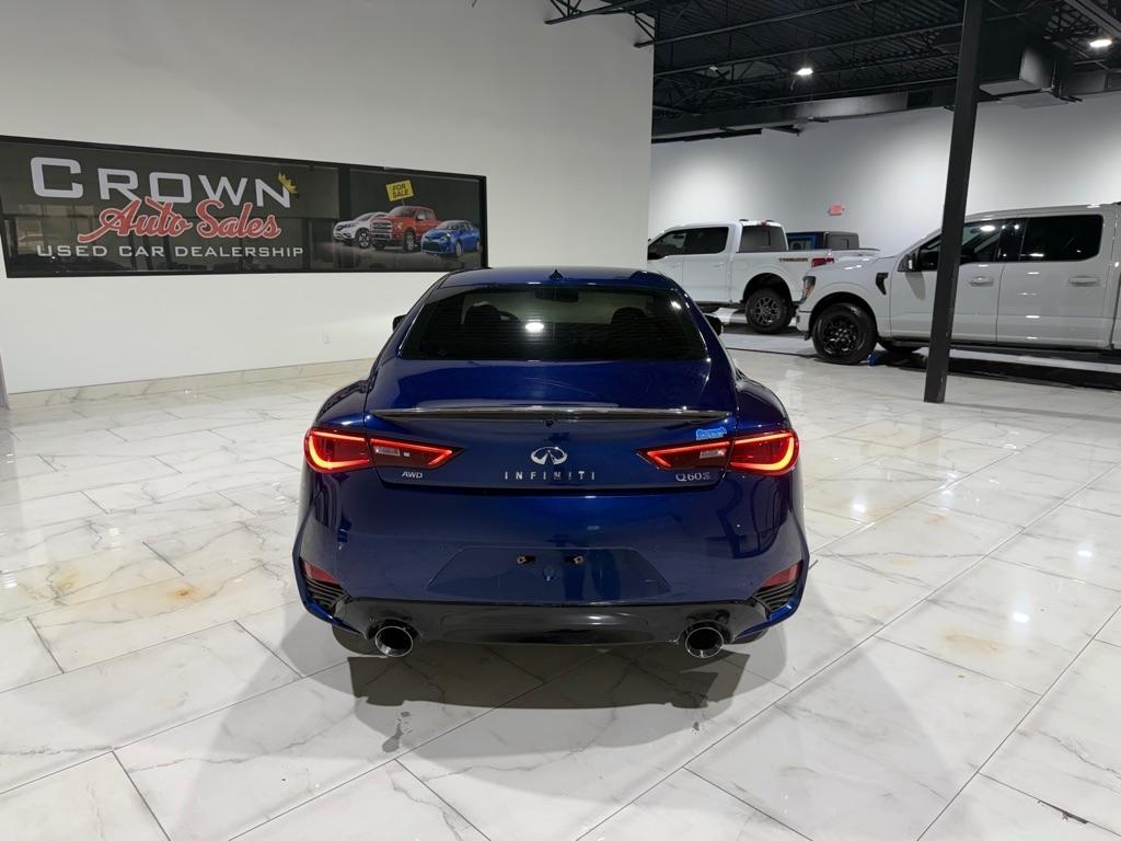 Infiniti Q60 Red Sport 400 AWD 2018