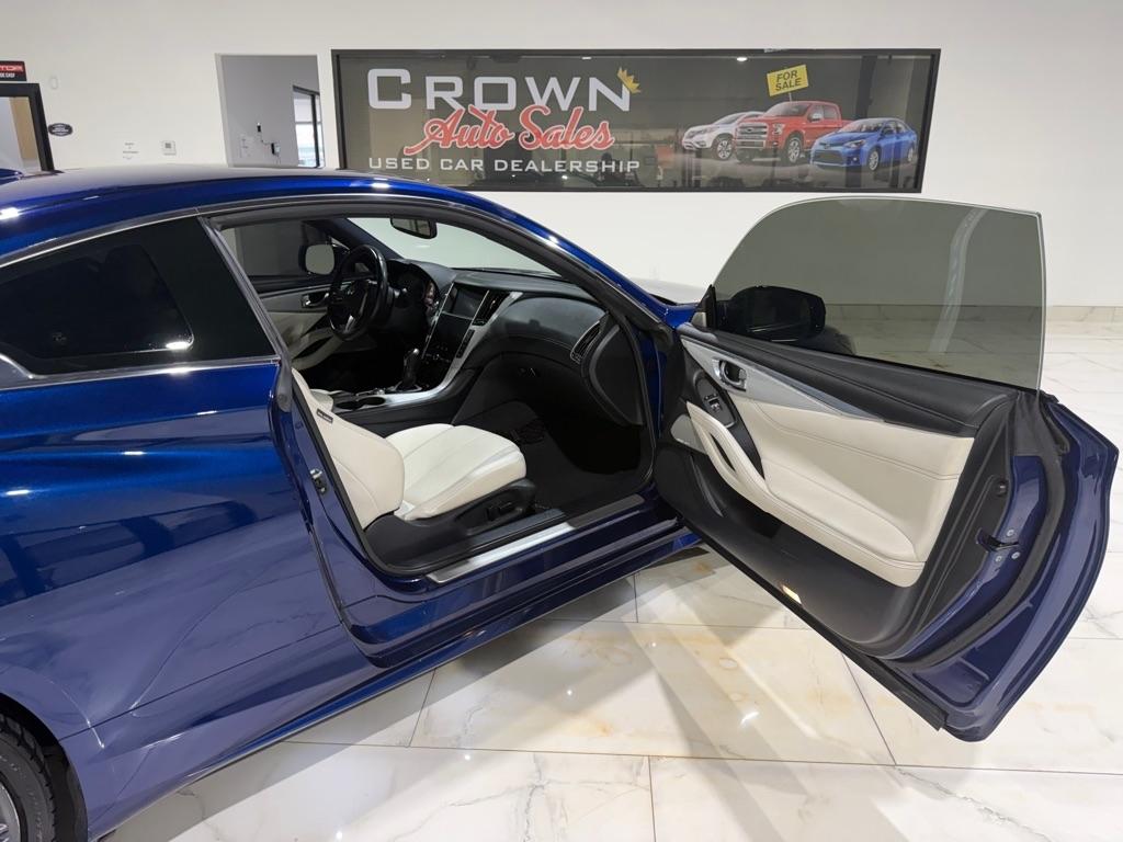 Infiniti Q60 Red Sport 400 AWD 2018