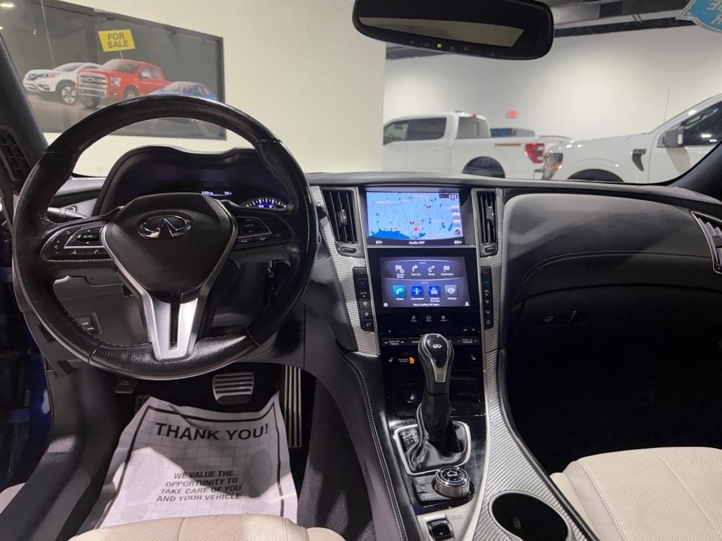 Infiniti Q60 Red Sport 400 AWD 2018