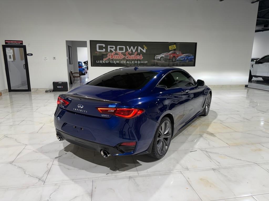 Infiniti Q60 Red Sport 400 AWD 2018