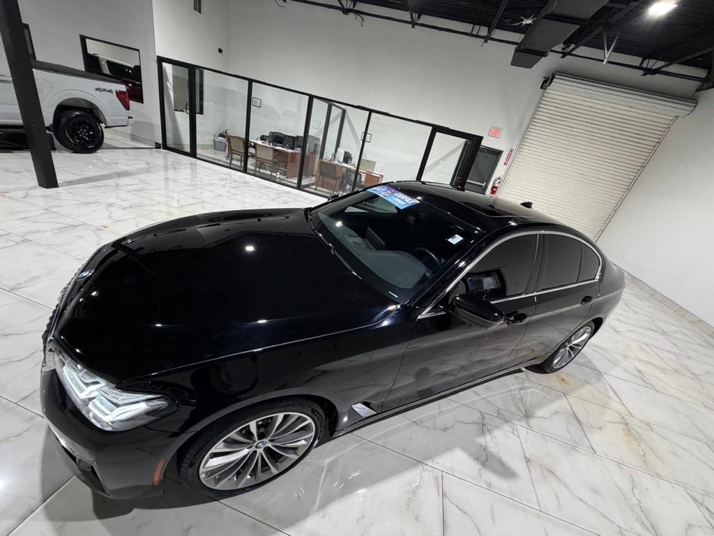 BMW 5-Series 530i 2023