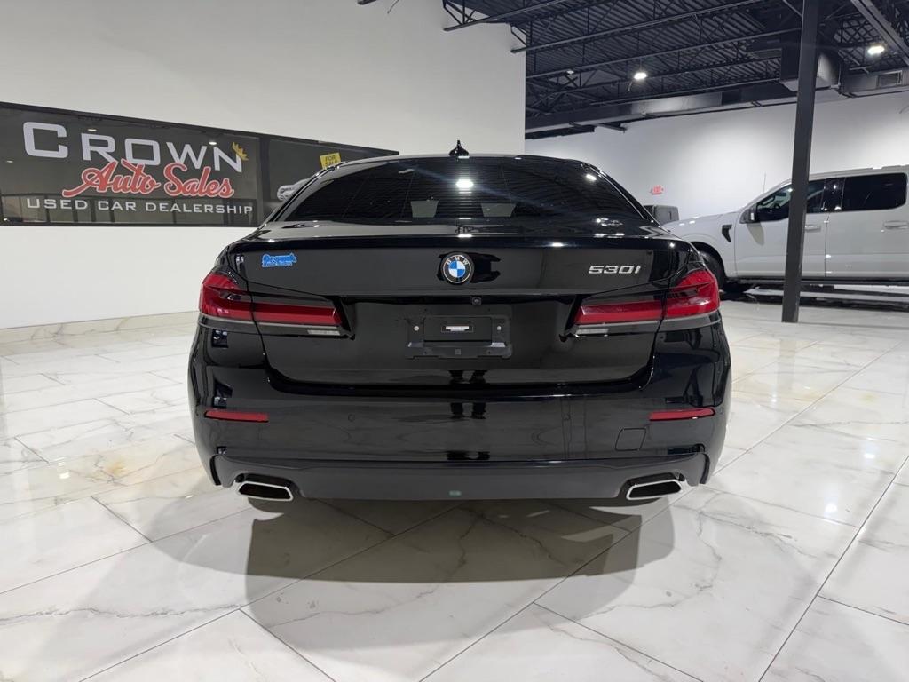 BMW 5-Series 530i 2023