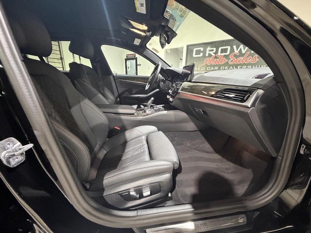 BMW 5-Series 530i 2023