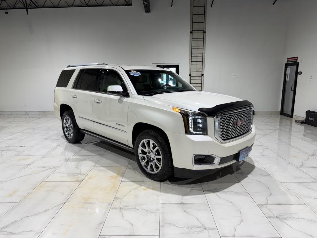 GMC Yukon Denali 4WD 2015