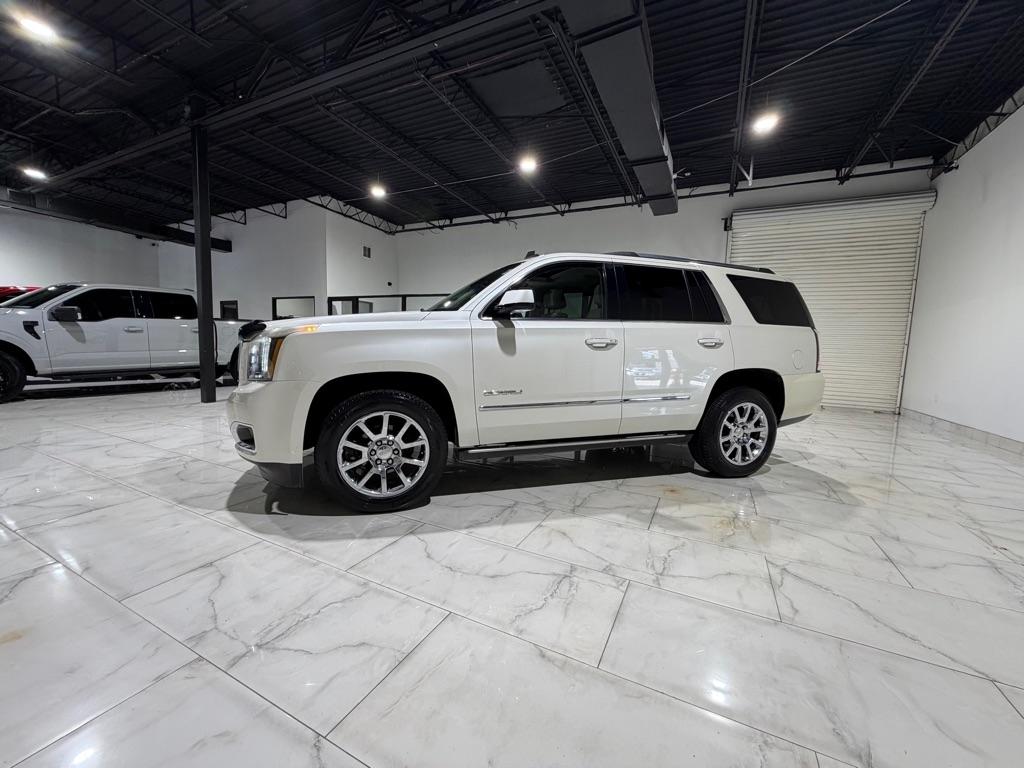 GMC Yukon Denali 4WD 2015