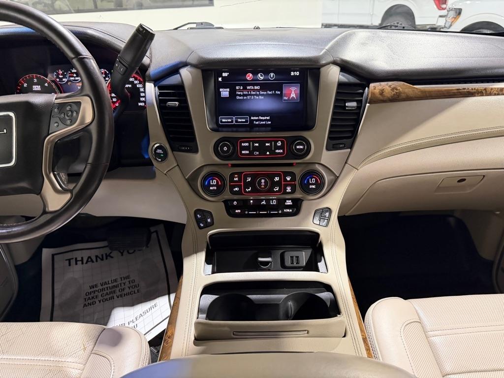 GMC Yukon Denali 4WD 2015