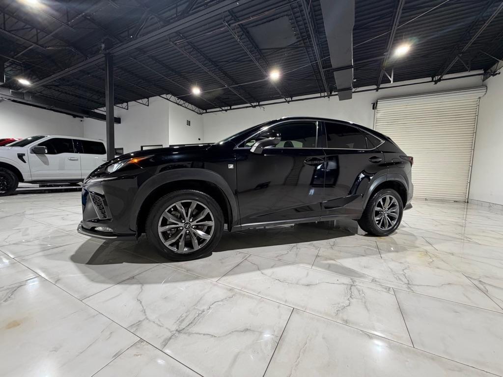 Lexus NX 300 F SPORT 2021