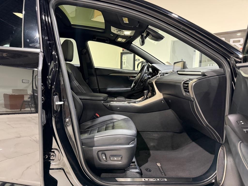 Lexus NX 300 F SPORT 2021