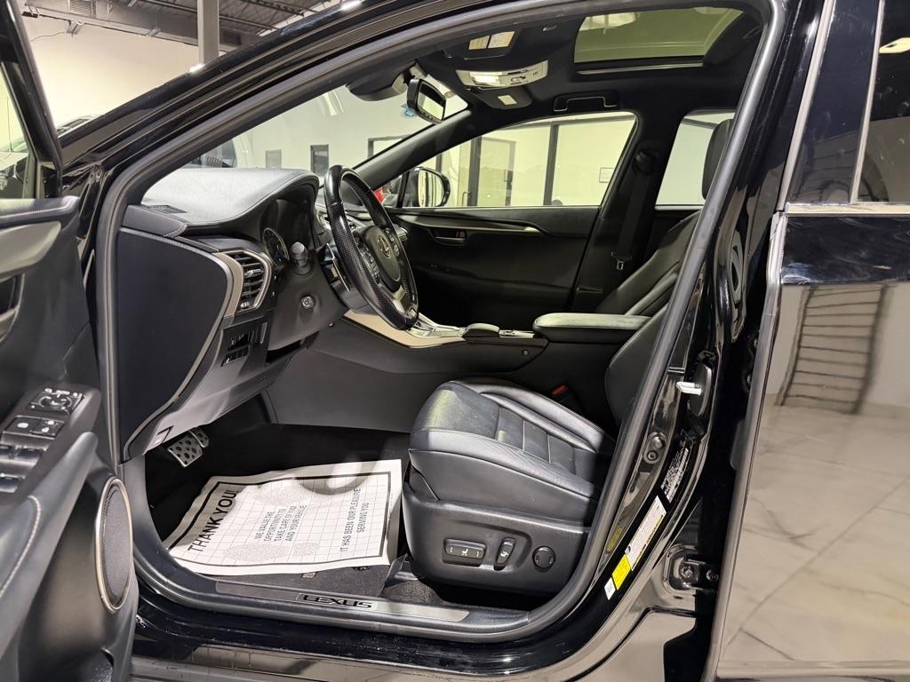 Lexus NX 300 F SPORT 2021