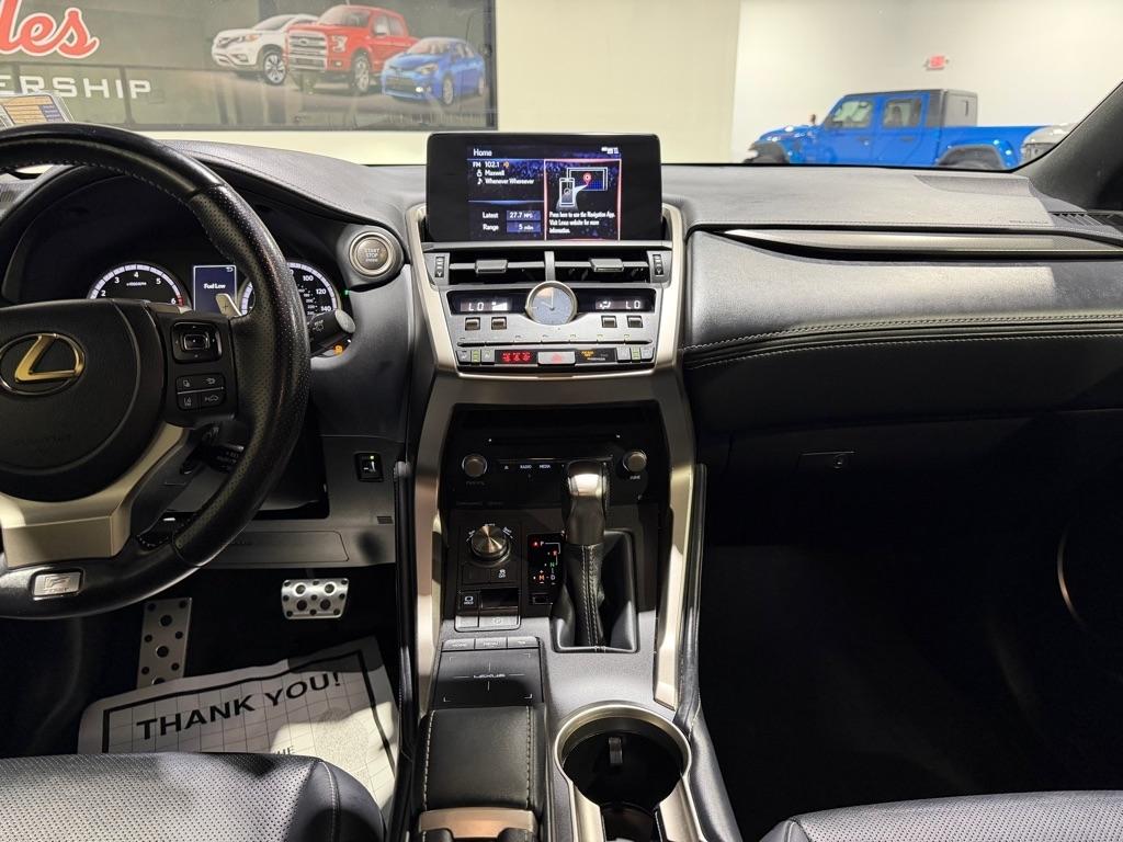 Lexus NX 300 F SPORT 2021