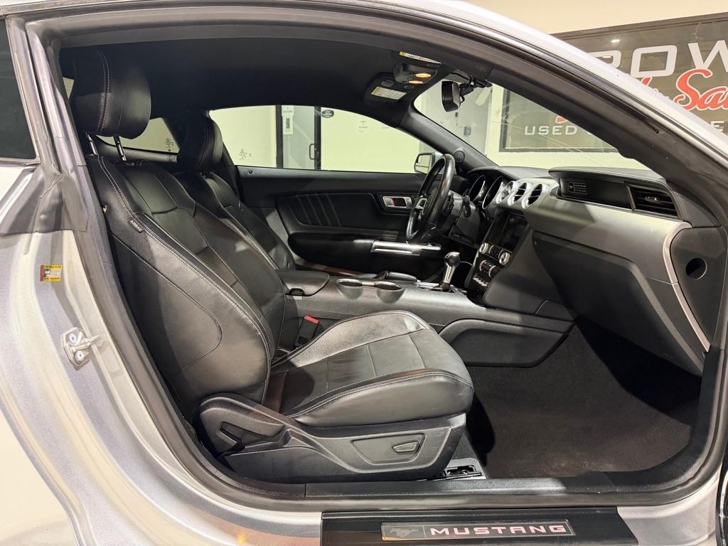 Ford Mustang EcoBoost Premium Coupe 2020