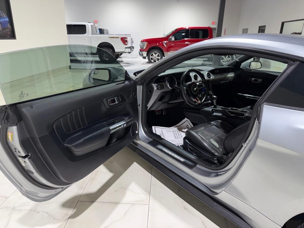 Ford Mustang EcoBoost Premium Coupe 2020