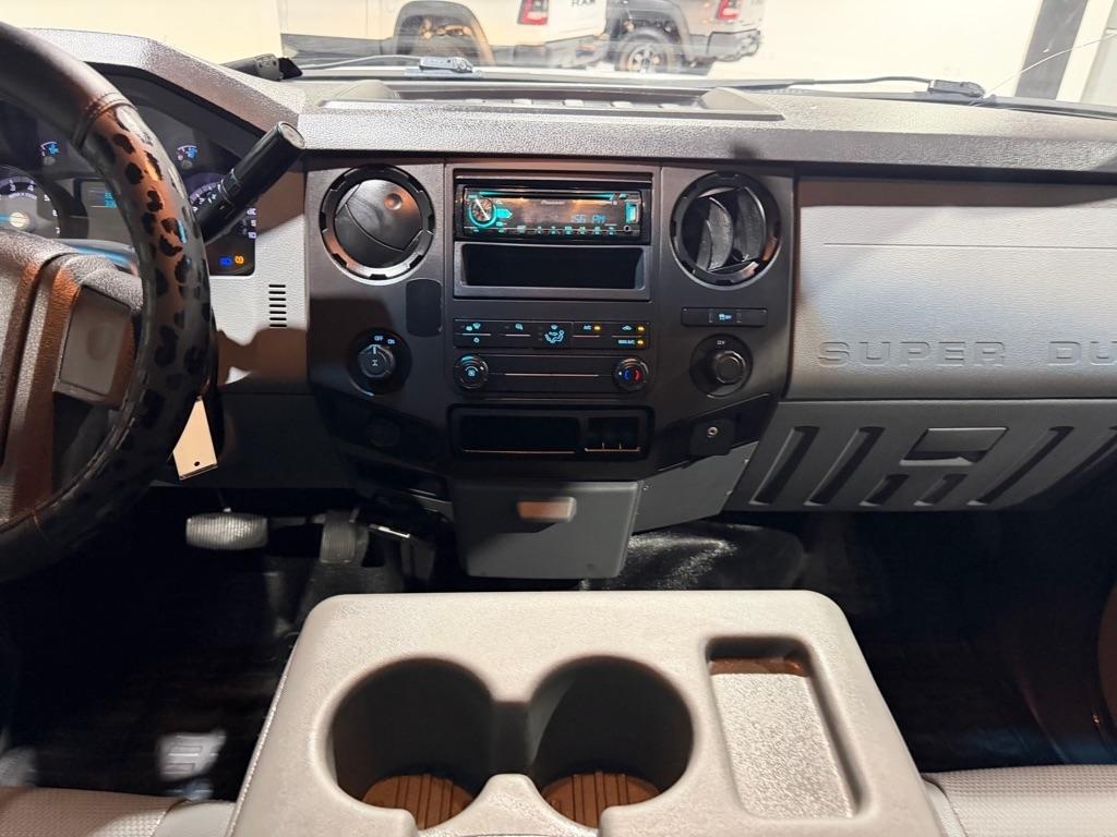 Ford F-250 SD XL Crew Cab 2WD 2013