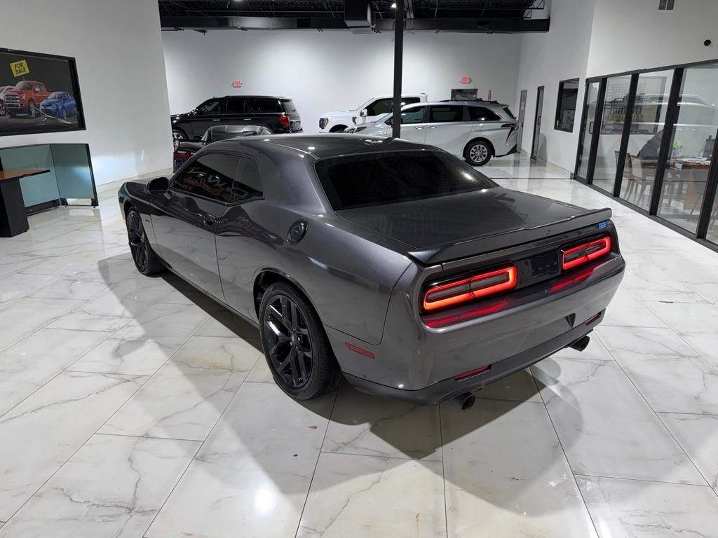 Dodge Challenger R/T Plus 2021