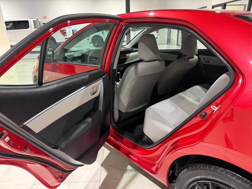 Toyota Corolla LE CVT 2016