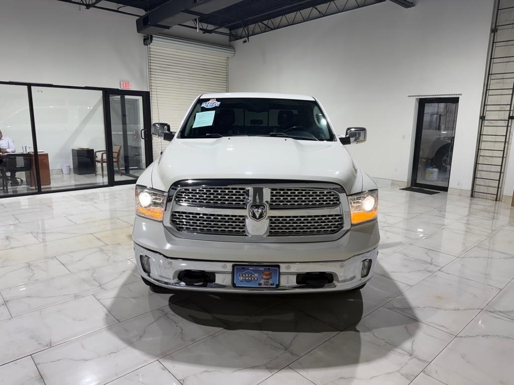 RAM 1500 Laramie Crew Cab SWB 4WD 2016