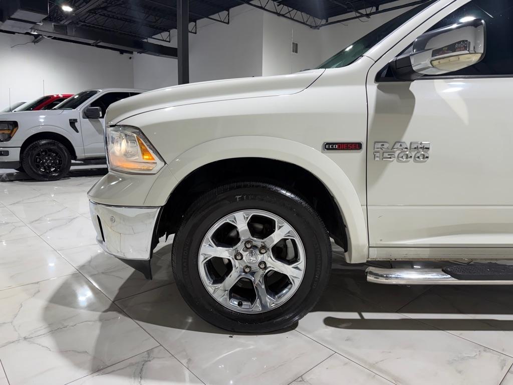 RAM 1500 Laramie Crew Cab SWB 4WD 2016