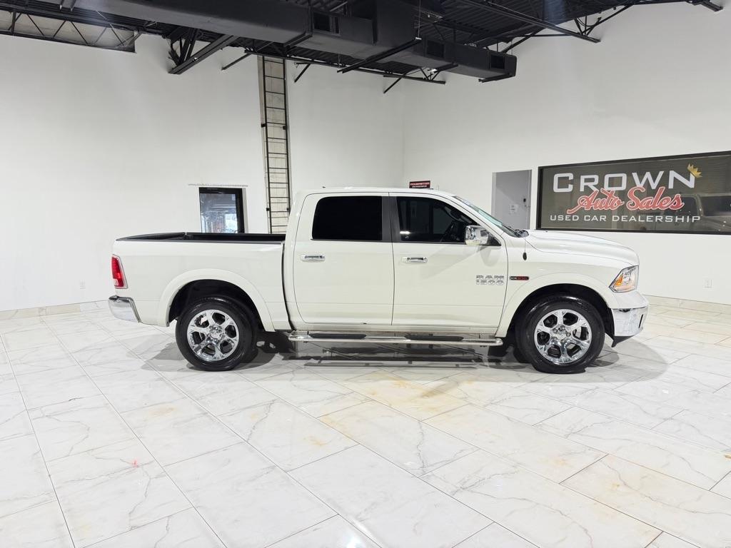 RAM 1500 Laramie Crew Cab SWB 4WD 2016