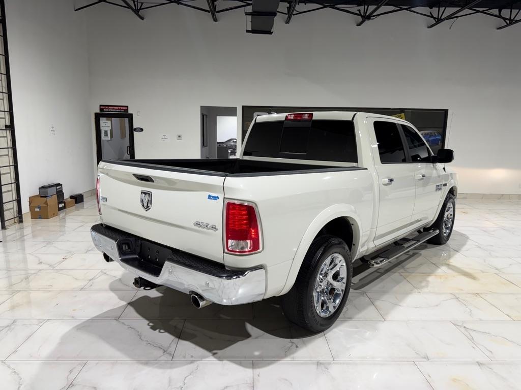 RAM 1500 Laramie Crew Cab SWB 4WD 2016