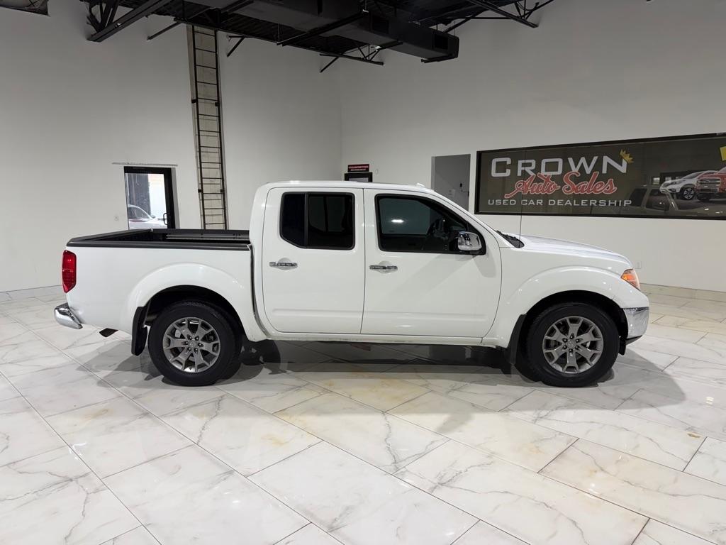 Nissan Frontier SL Crew Cab 5AT 2WD 2019