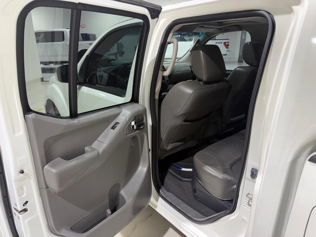 Nissan Frontier SL Crew Cab 5AT 2WD 2019