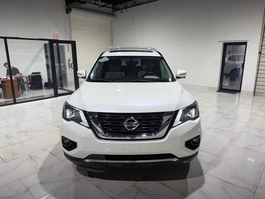 Nissan Pathfinder Platinum 4WD 2020