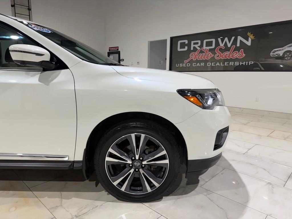 Nissan Pathfinder Platinum 4WD 2020