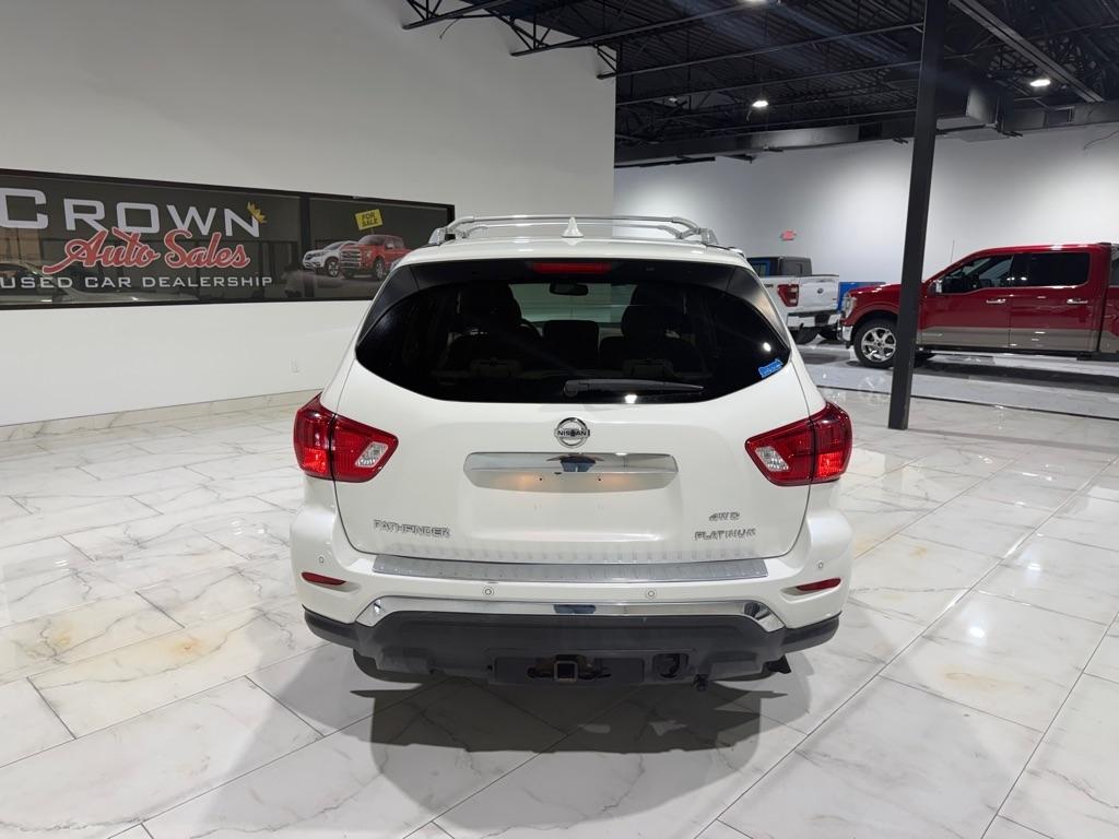 Nissan Pathfinder Platinum 4WD 2020