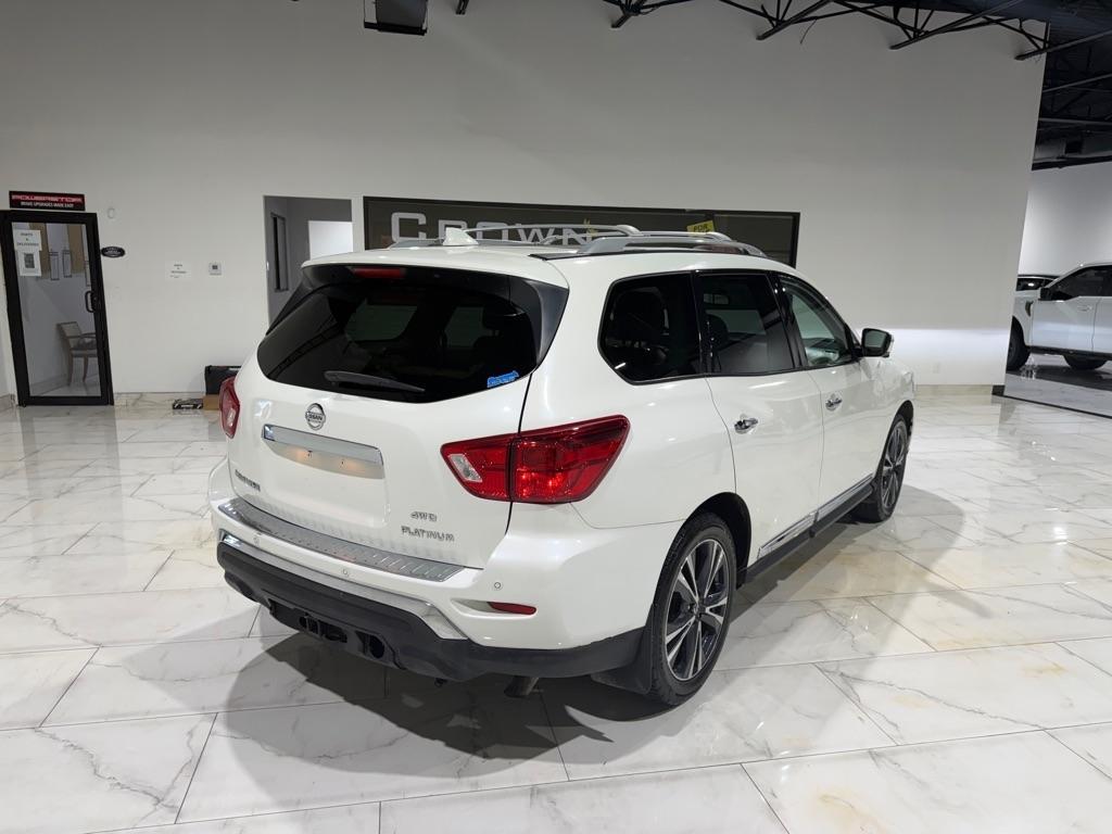 Nissan Pathfinder Platinum 4WD 2020