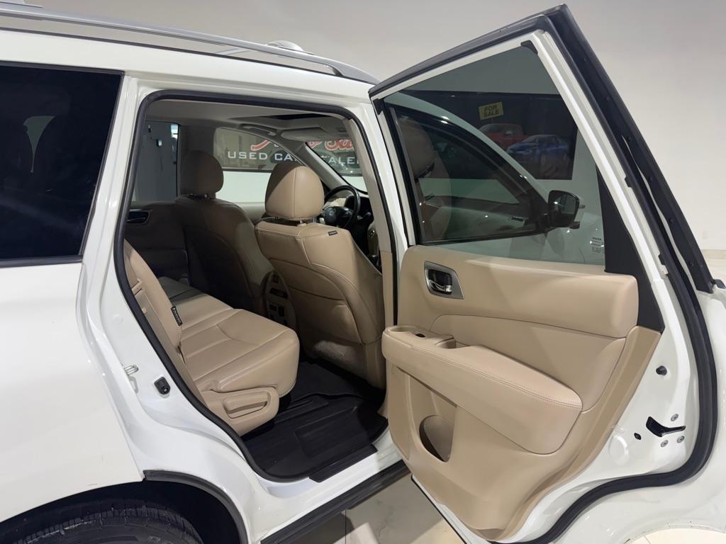 Nissan Pathfinder Platinum 4WD 2020
