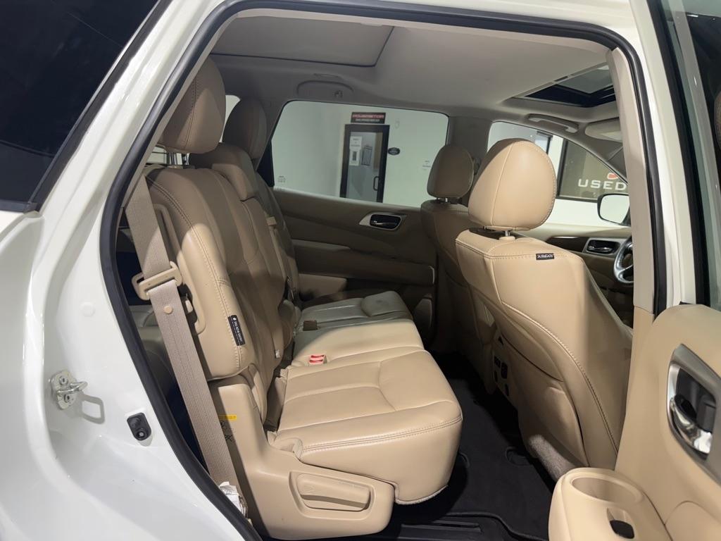 Nissan Pathfinder Platinum 4WD 2020